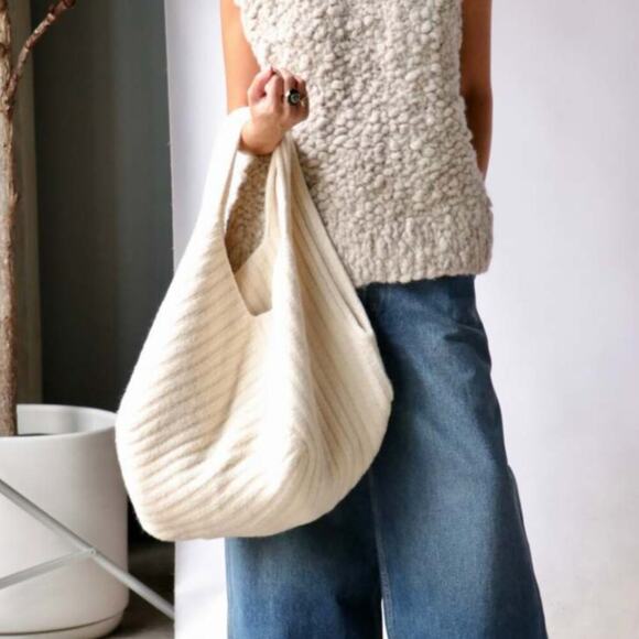 Alpaca & Wool Pinwheel Tote - Picture 3 of 3